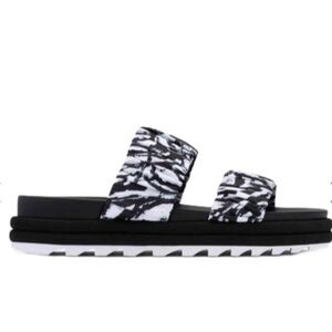 Sorel Roaming Two Strap Slide Sandals Size 9.5